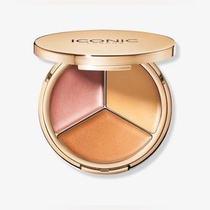 Iconic Dewy Glow Highlighter